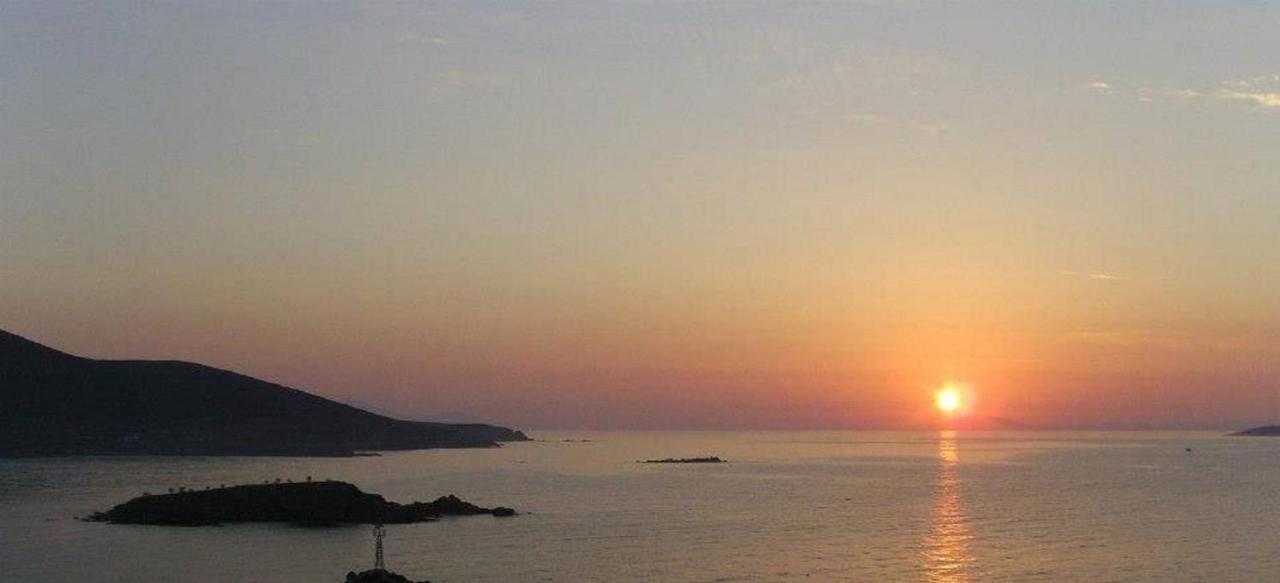 Endless Blue From Syros - Fabrika Resort House 1 Vári Exterior foto